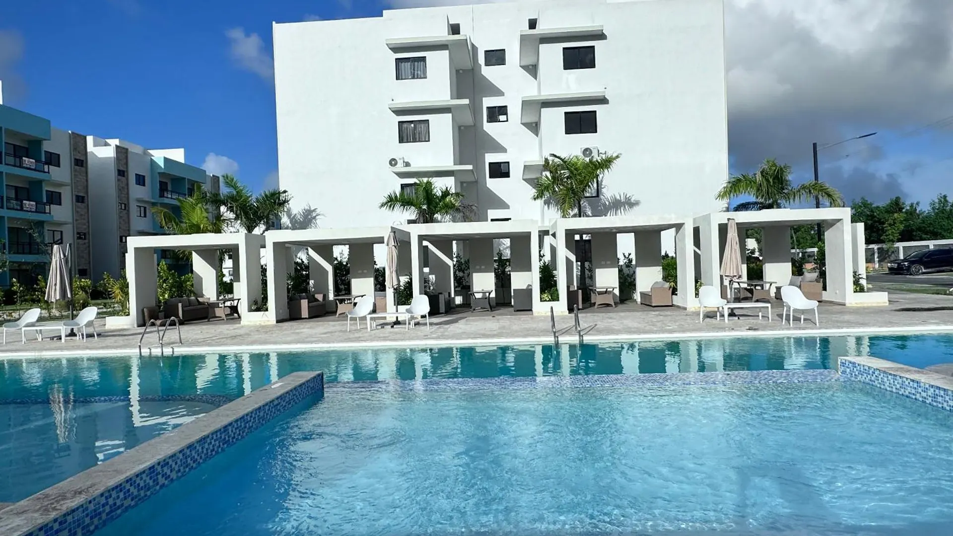 Apartamento Con Piscinas Y Amenidades In Πούντα Κάνα